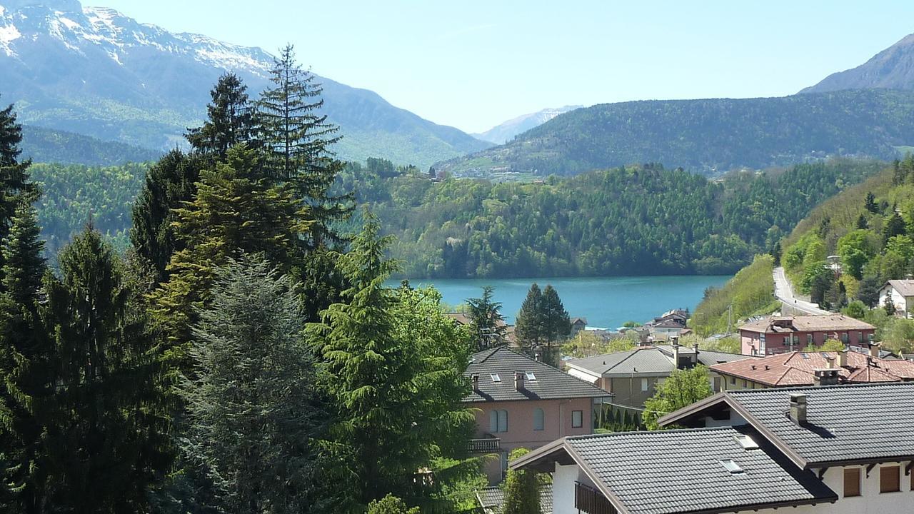 Hotel Terminus Levico Terme Eksteriør bilde