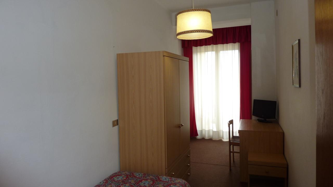 Hotel Terminus Levico Terme Eksteriør bilde